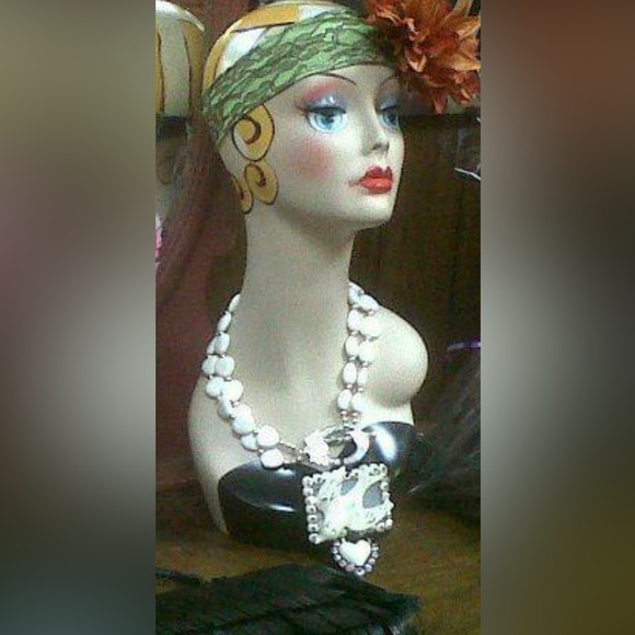 Sookie Sookie Parajito Necklace - Picture 4 of 11